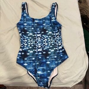 Whale shark one piece